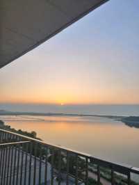 일몰 일출을 만날수 있는 호텔🌅