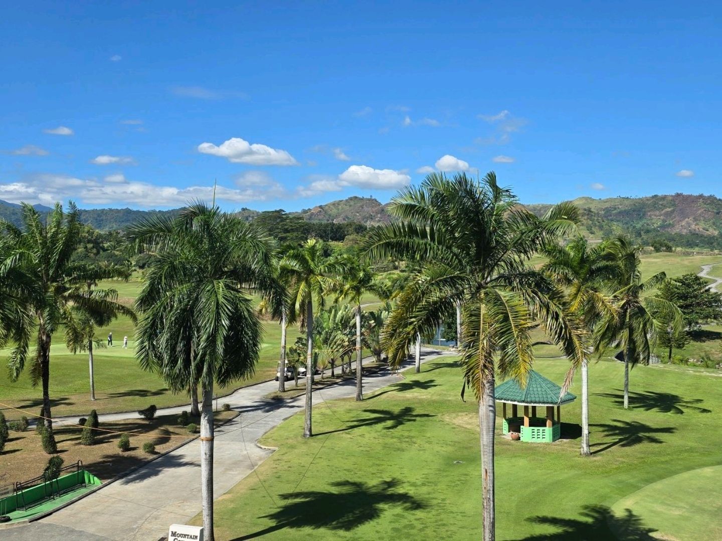 Golf healing trip