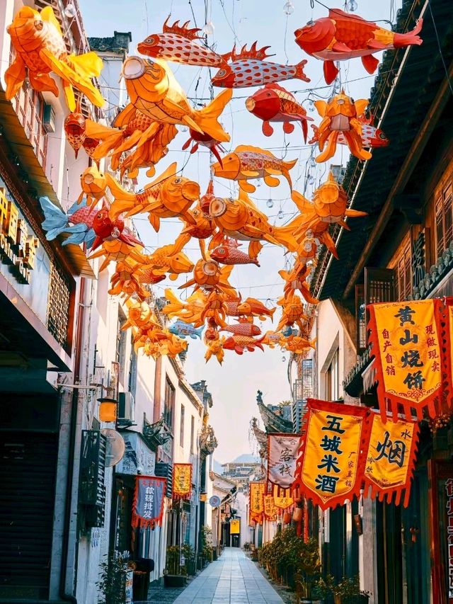 Uncover the Cultural Treasures of Huizhou Ancient City