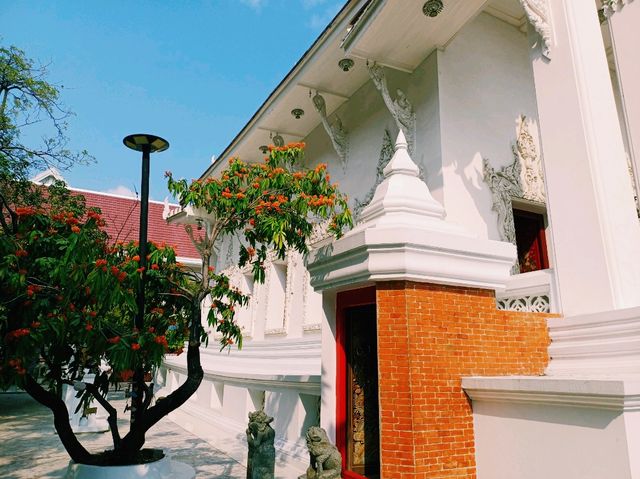 泰國曼谷湄南河畔著名皇家古跡寺廟景點:Wat Nak Prok，適合打卡拍照📸冥想