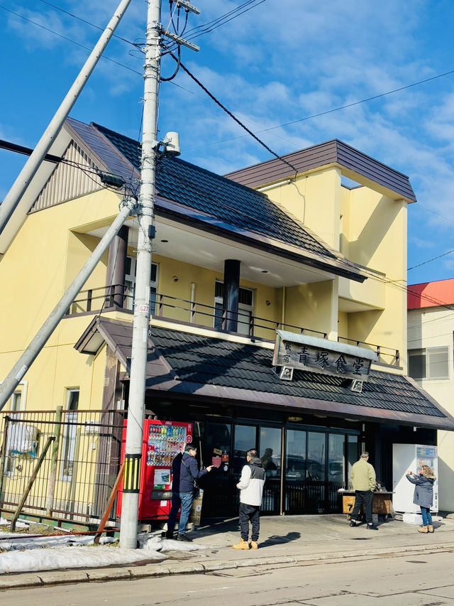 【北海道】小樽青塚食堂：祝津海岸美景，地道燒魚料理
