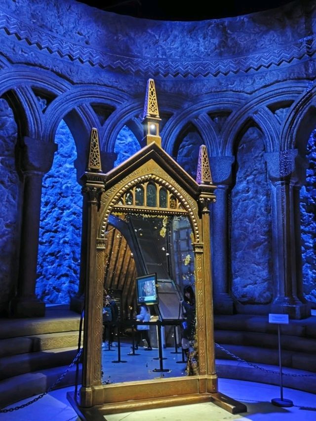 Be prepared when visiting Harry Potter making studio 