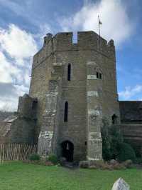 Stokesay Castle