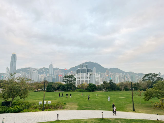 香港🇭🇰九龍|西九文化區🌟維多利亞港海濱🌅 香港🇭🇰九龍|西九文化區🌟維多利亞港海濱🌅
