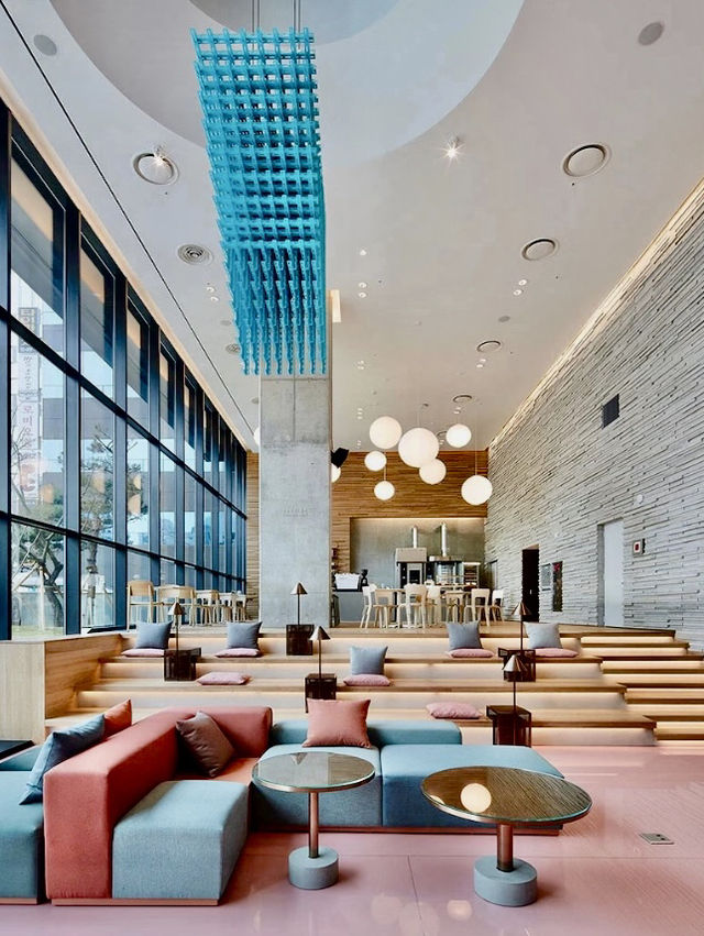 好愛色彩繽紛的設計 首爾弘大必住！超時尚Ryse Hotel住宿體驗，藍瓶咖啡就在樓下