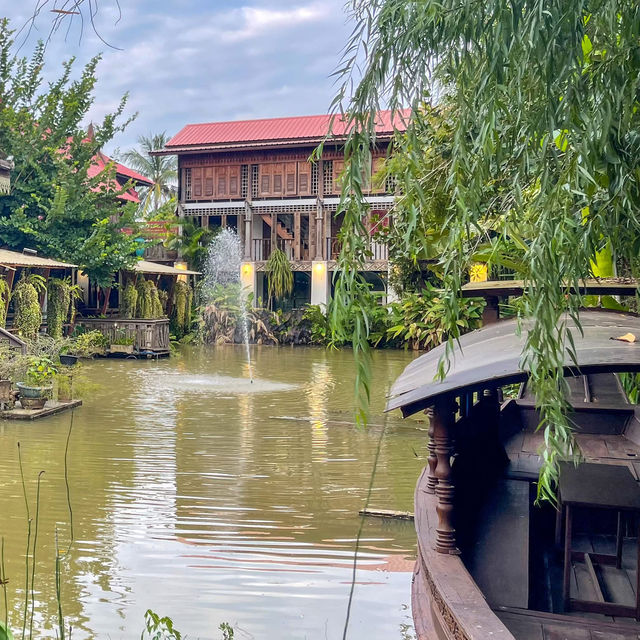 สิบสองหน่วยตัด ร้านอาหาร คาเฟ่ ดีๆที่ไม่ควรพลาด