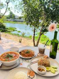 Hidden by the River: Authentic Thai Food That Hits All the Right Notes!