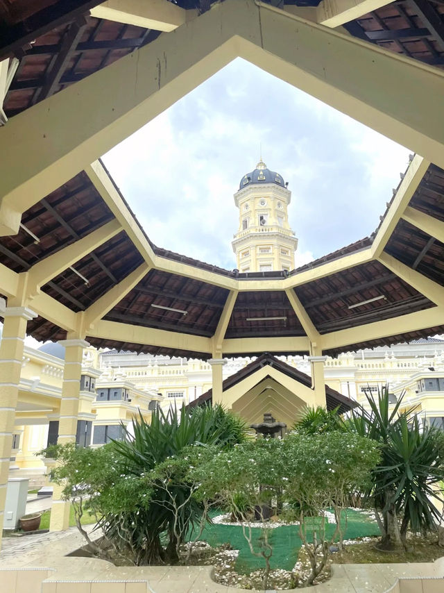 A Tranquil Visit to Sultan Abu Bakar Mosque, Johor Bahru
