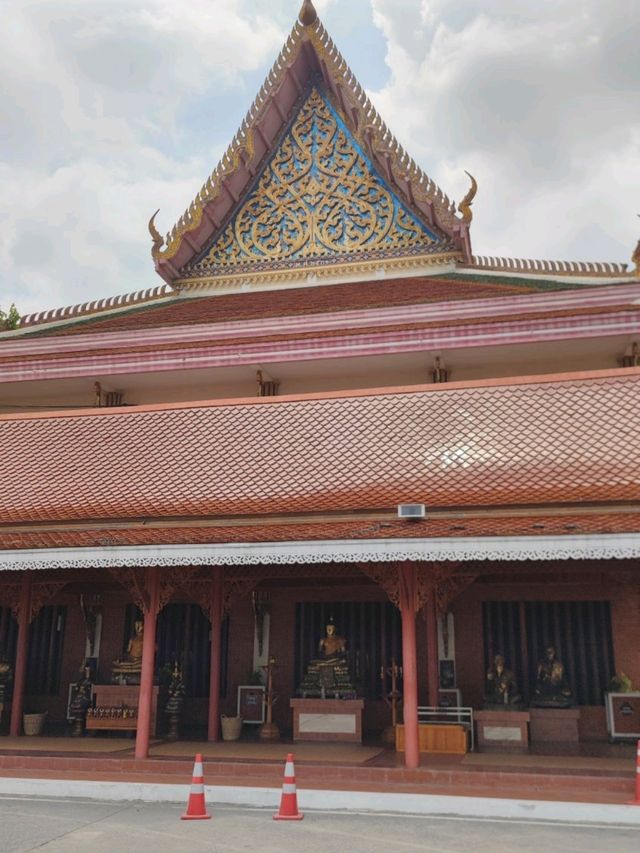 วัดผาสุกมณีจักร เมืองทองธานี ปากเกร็ด นนทบุรี