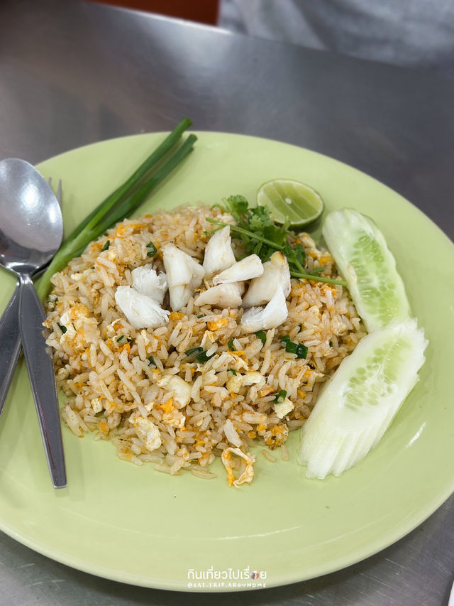 สุกี้แห้งที่อร่อยในร้านข้าวผัด