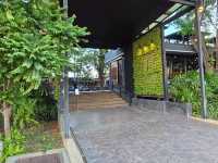 ร้านนั่งชิว ร่มไม้ใหญ่ แพร่ บรรยากาศดีเวอร์