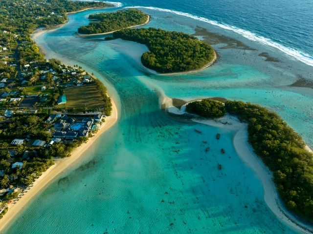 Check out the Beauty of Muri Lagoon, one of the most photogenic parts of Rarotonga, Cook Islands!