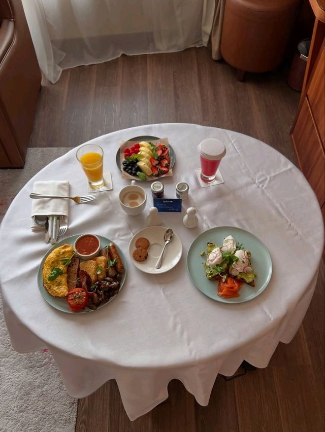 ⛳️ Luxe Stay Meets Leisure! — Radisson Golf & Convention Center Batam 