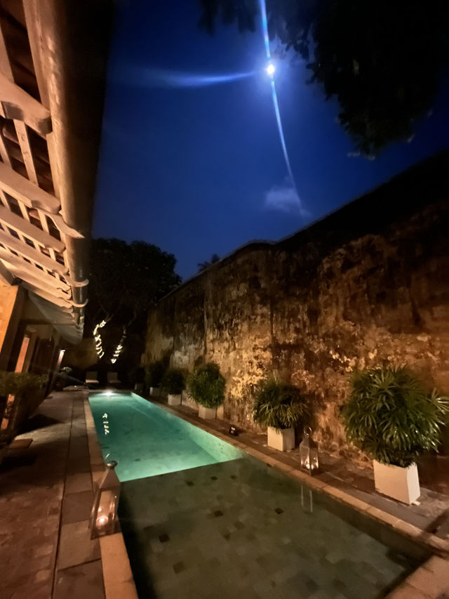 Full moon at The Fort Printers