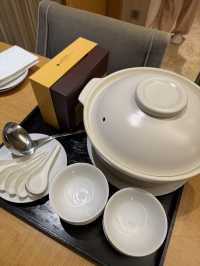 「靚靚出門酒店新娘房🤤」