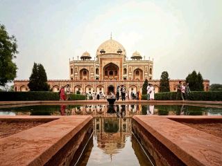 Timeless Beauty in Stone – My Visit to Humayun’s Tomb