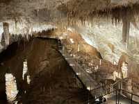 jewel cave