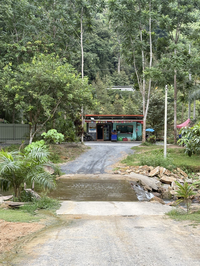 วังปริง แคมป์ ทุ่งสง 🏕️ - ที่พักติดลำธาร