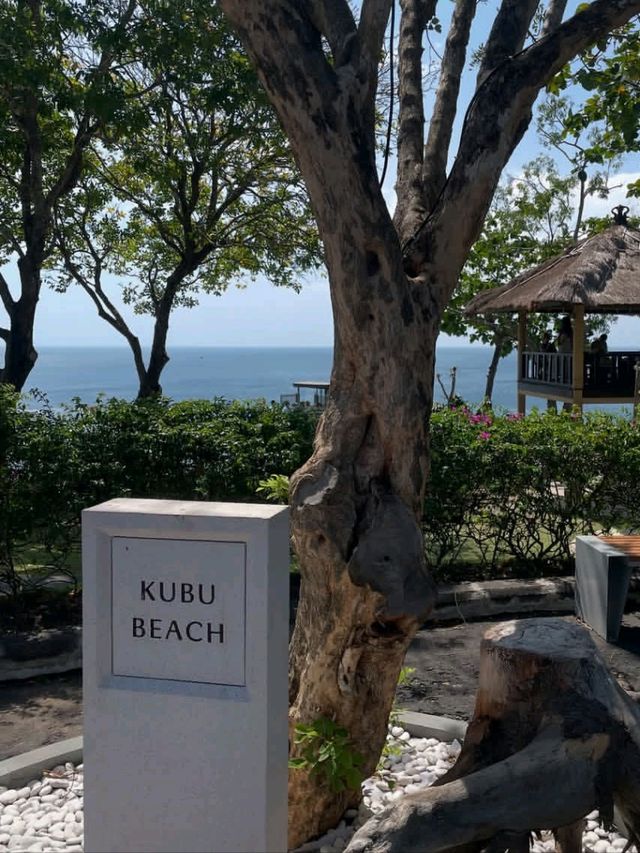 🌅 AYANA Resort Bali – Cliffside Luxury in Jimbaran