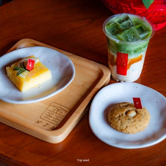 เปลี่ยนร้านทองให้เป็นคาเฟ่สำตล์จีน