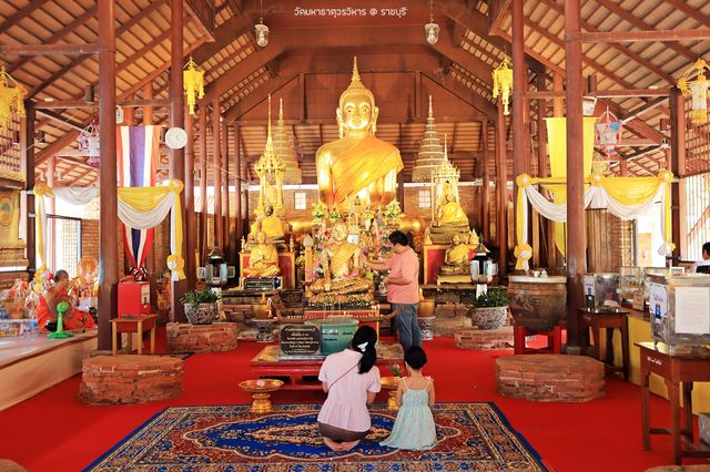 วัดมหาธาตุวรวิหาร ราชบุรี