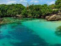What do you see in the lagoon?