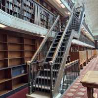 Sydney’s Most Photogenic Library — Where Classic Meets Future 📚✨