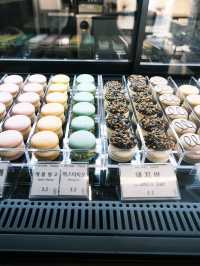 😍🍭더레어 홍대 연남동 카페 마카롱 디저트 맛집