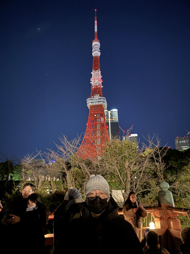 東京漫遊：新年的祝福與光影的詩篇
