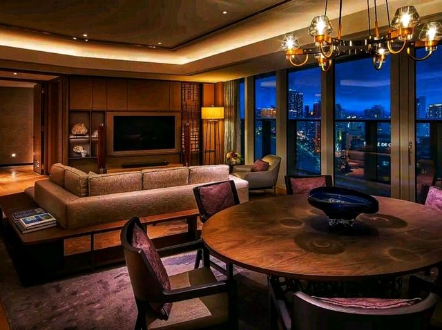 Sky-High Luxury at a Smart Price – Signiel Seoul Experience