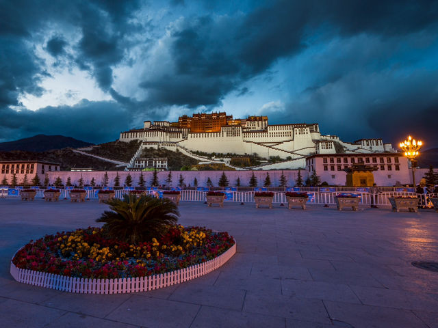 Lhasa อ้อมกอดหิมาลัย ดินแดนแห่งศรัทธาบนหลังคาโลก