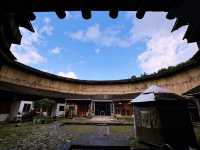 農村の生活を垣間見る福建土楼