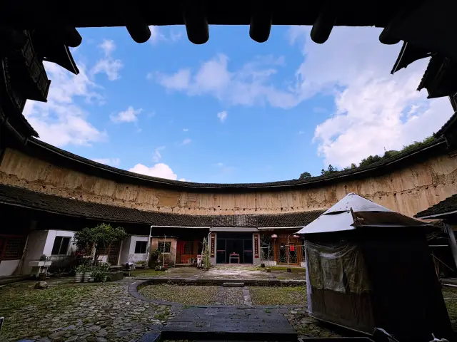 窺見農村生活的福建土樓