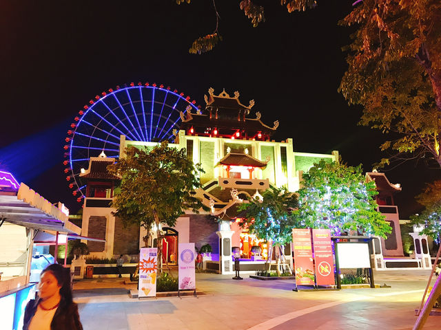 夜に行くのかおすすめ🌃キラキラした雰囲気がたまらないダナンの遊園地🎡