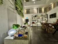 Mount Austin Hotel with great vibes