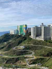 🏨 Grand Ion Delemen Hotel – Mountain Views with Mixed Vibes ⛰️🌫️