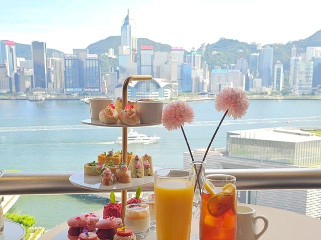 When the girls jet off to Hong Kong...