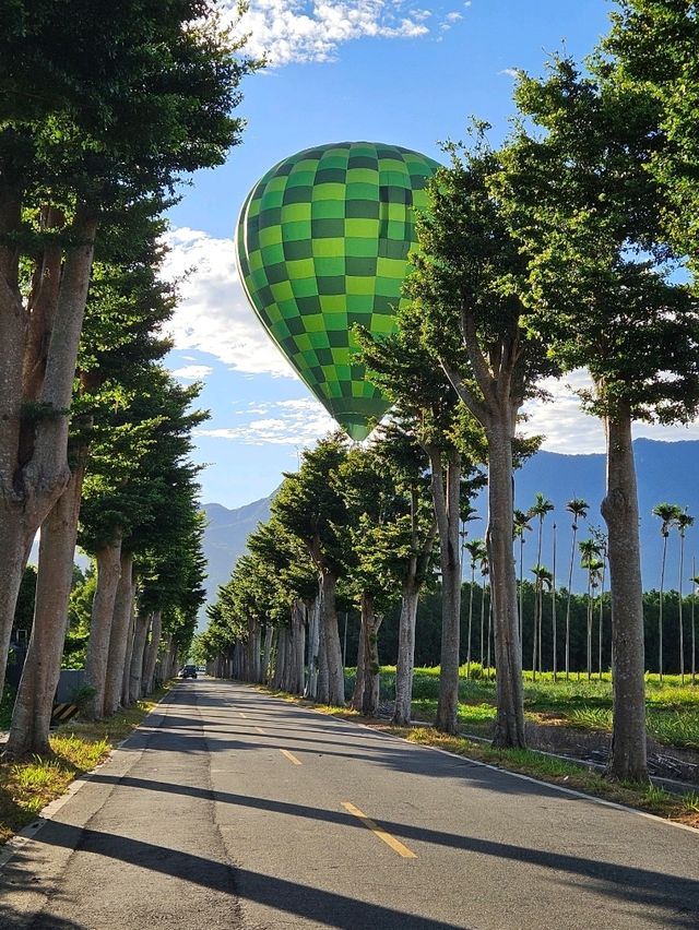 跟著熱氣球跑