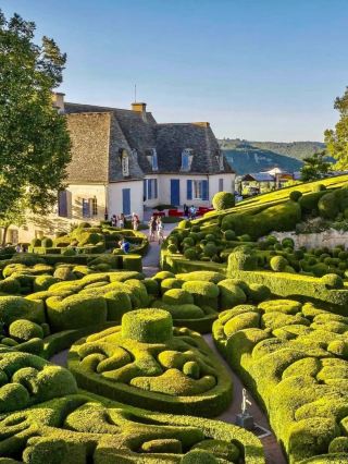 🇫🇷 A Summer Escape into a Living Sculpture – Marqueyssac Gardens 💐 