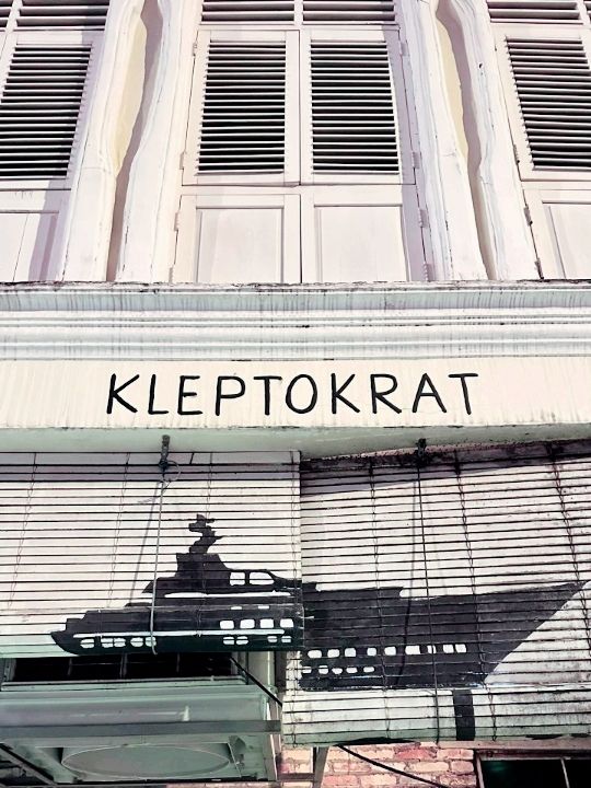 Kleptokrat KL: Where Vintage Vibes Brew with Bold Flavour