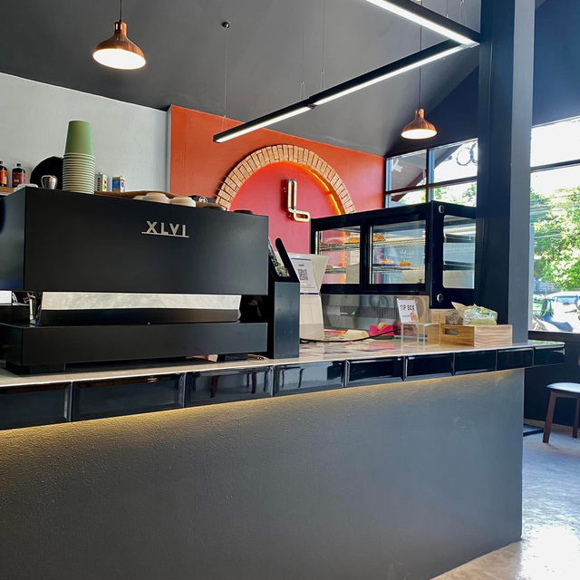 LAMA Cafe | คาเฟ่มินิมัลเท่ ๆ ย่านละไม 