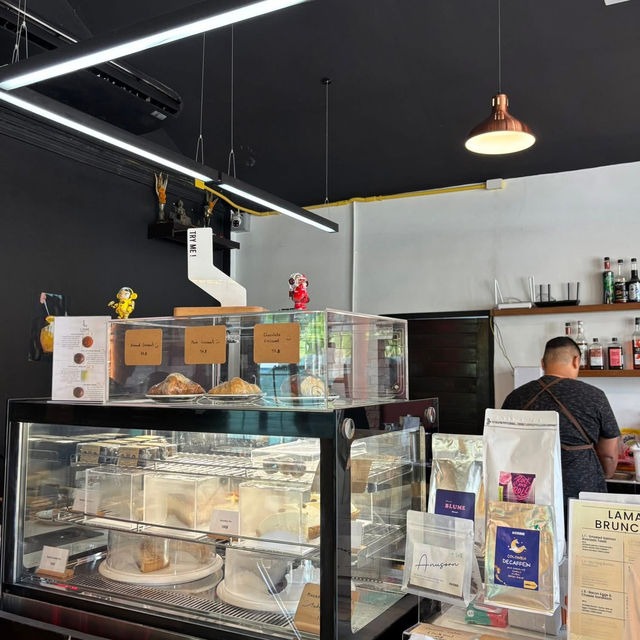LAMA Cafe | คาเฟ่มินิมัลเท่ ๆ ย่านละไม 