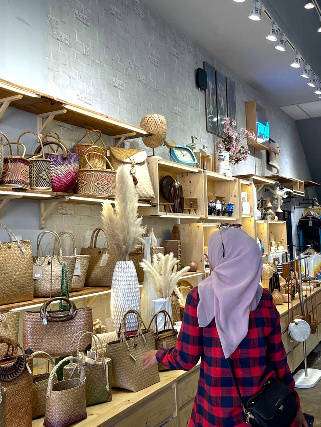 Souvenir Hunt Mode: Penang Edition 