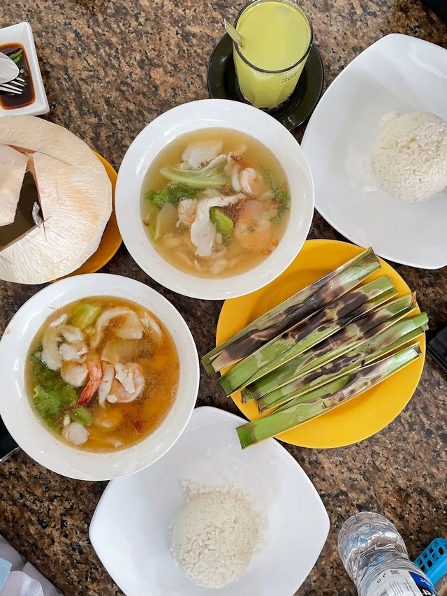 Batam’s Fish Soup Spot: Yong Kee Reigns