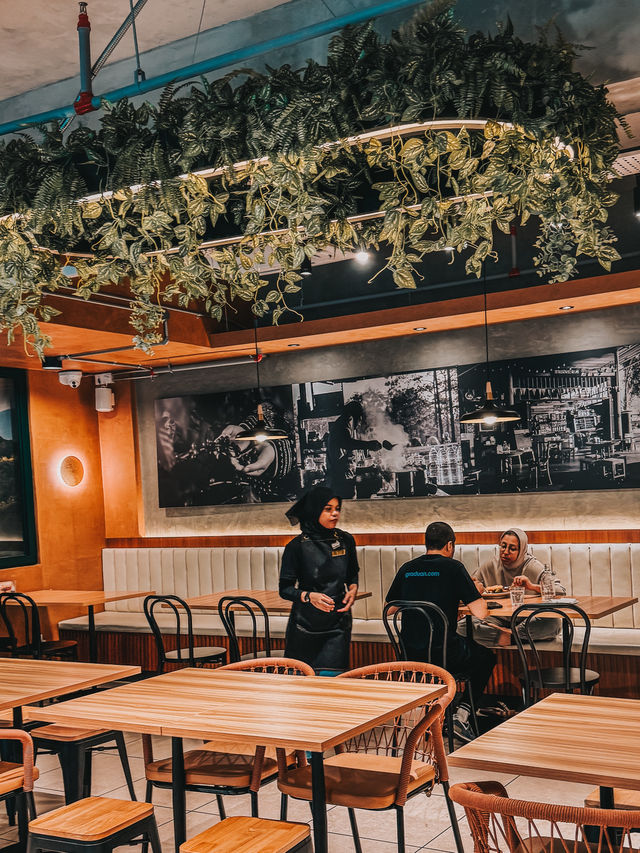 Hidden Brew Haven – My Chill non-Coffee Fix at Kha Coffee Roasters