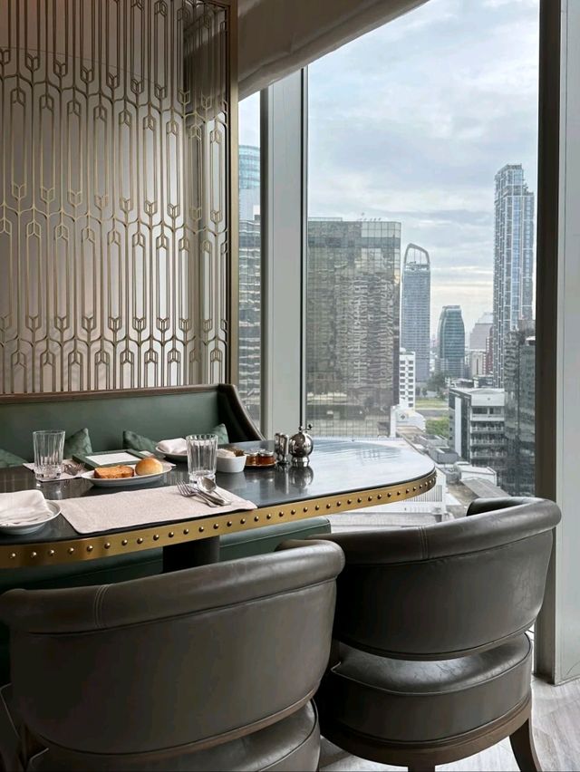 🏨🌟 Waldorf Astoria Bangkok – Sophisticated Luxury in the City Center 🇹🇭