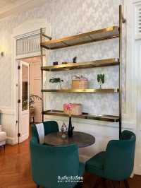 คาเฟ่ในบ้านสไตล์โคโลเนียล