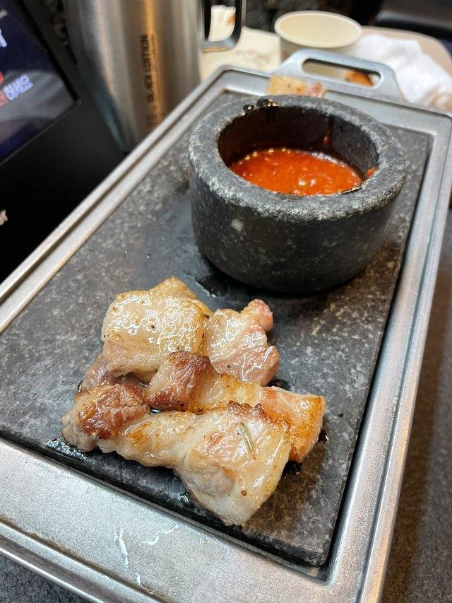 도산공원 근처에서 제주 흑돼지의 진수를 맛보고 싶다면❓
