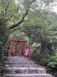 Guide to be able to take pictures of Dazaifu Shrine without the crowd!