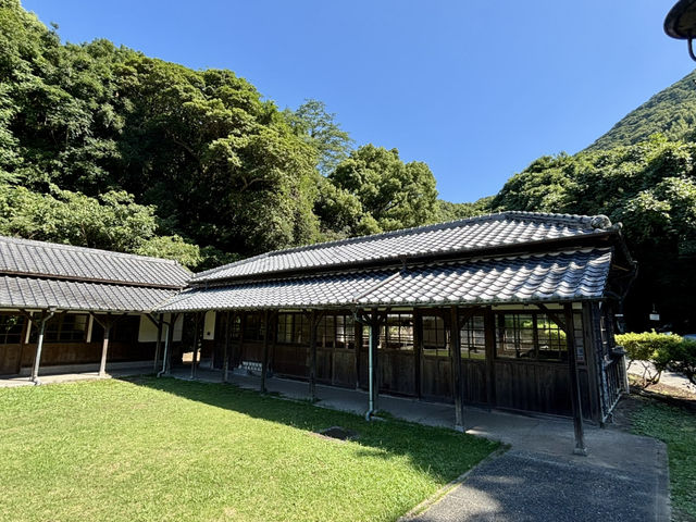 三角宇城市國際交流村傳統工藝館 ＆ 三角西港展望所：歷史與風景的雙重饗宴